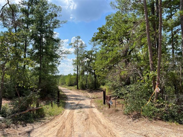 08 Fm 247, Huntsville, TX 77320