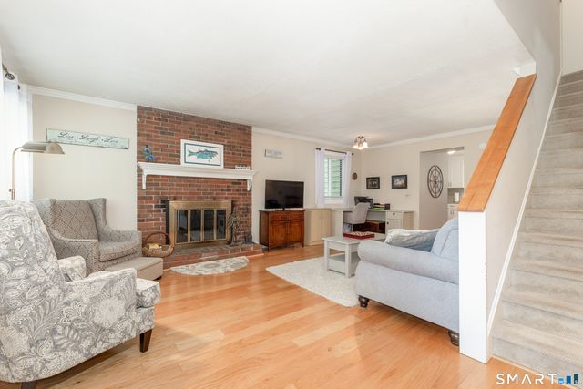 86 Hampton Park 86, Branford, CT 06405