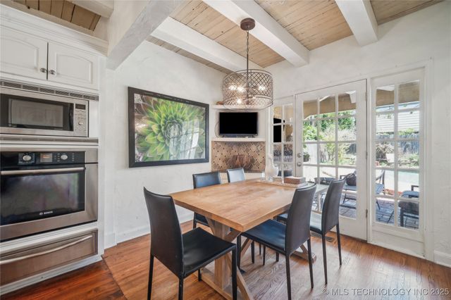 2251 S Saint Louis Avenue, Tulsa, OK 74114