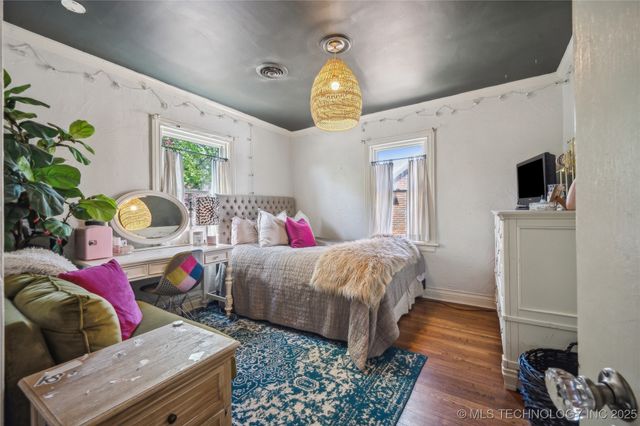 2251 S Saint Louis Avenue, Tulsa, OK 74114