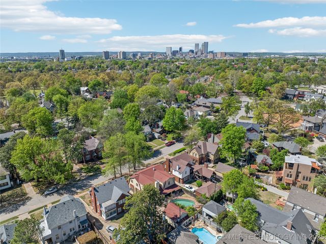 2251 S Saint Louis Avenue, Tulsa, OK 74114