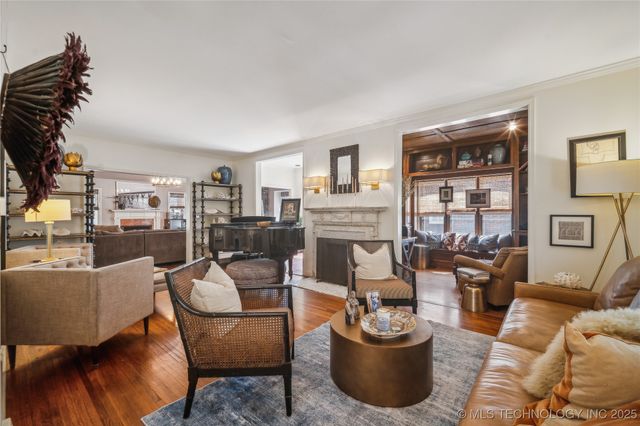 2251 S Saint Louis Avenue, Tulsa, OK 74114