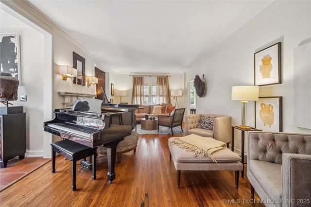 2251 S Saint Louis Avenue, Tulsa, OK 74114