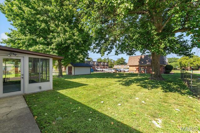 715 N Lincoln Avenue, O'fallon, IL 62269