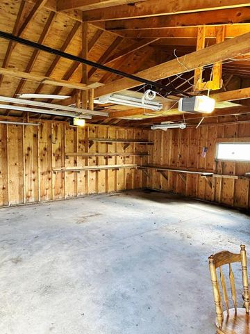 1100 18th Avenue, Charles City, IA 50616