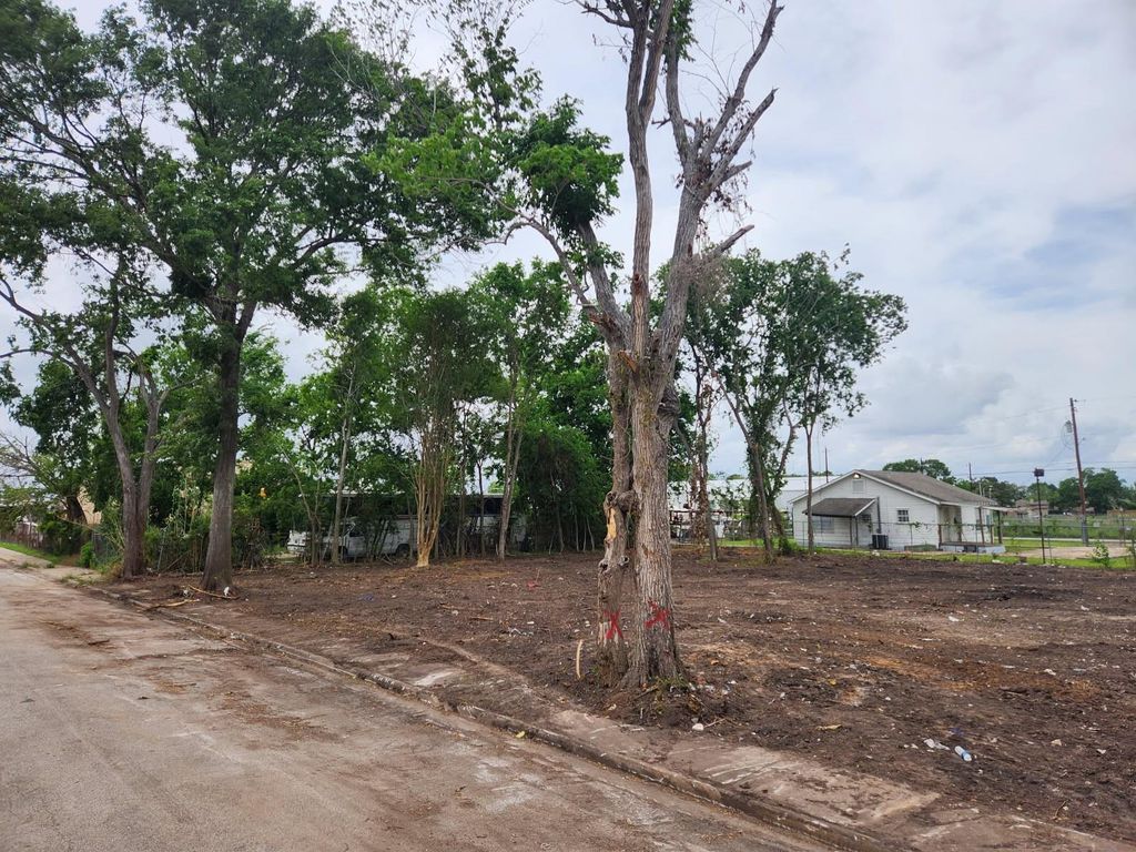 5410 Broom Street, Houston, TX 77091