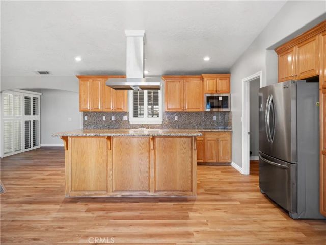 15740 Kasota Road, Apple Valley, CA 92307