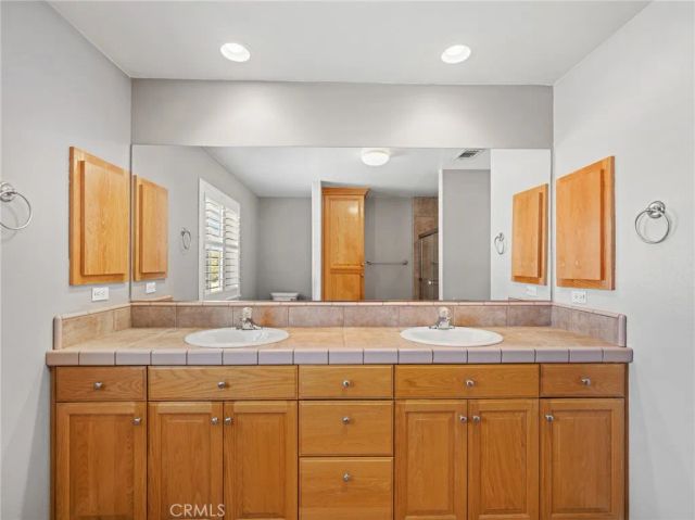 15740 Kasota Road, Apple Valley, CA 92307