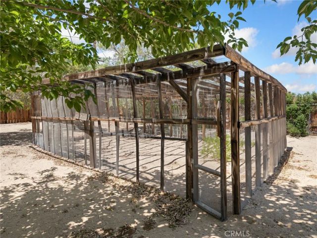 15740 Kasota Road, Apple Valley, CA 92307