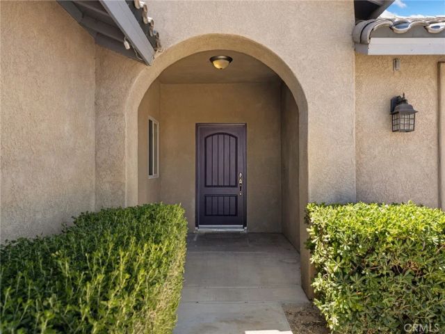 15740 Kasota Road, Apple Valley, CA 92307