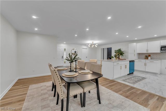 10763 Gate Post Road, Strongsville, OH 44149