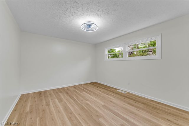 10763 Gate Post Road, Strongsville, OH 44149