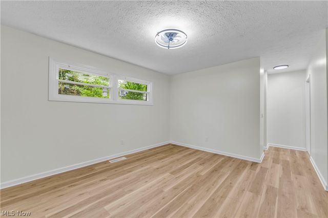 10763 Gate Post Road, Strongsville, OH 44149