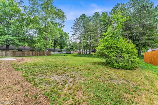 10763 Gate Post Road, Strongsville, OH 44149
