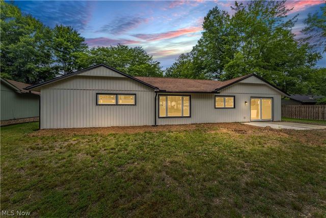 10763 Gate Post Road, Strongsville, OH 44149