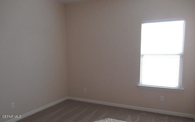 1071 IRON HILL Avenue, Santa Teresa, NM 88008