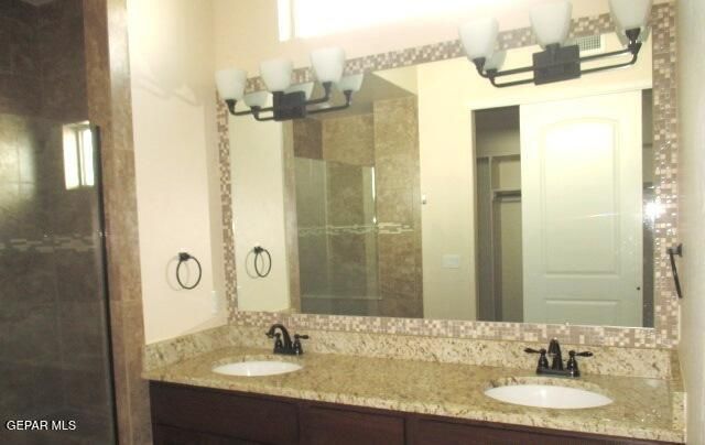 1071 IRON HILL Avenue, Santa Teresa, NM 88008