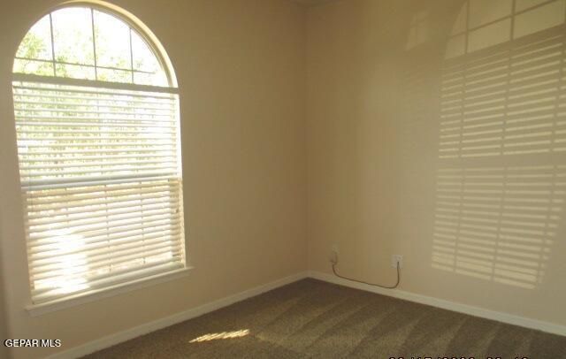 1071 IRON HILL Avenue, Santa Teresa, NM 88008