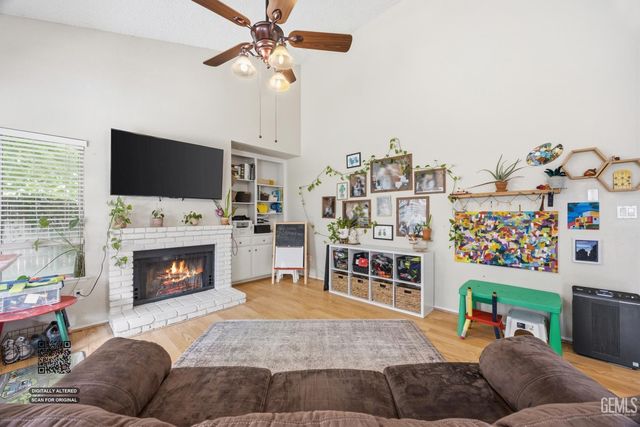 3713 Westporte Court, Bakersfield, CA 93309