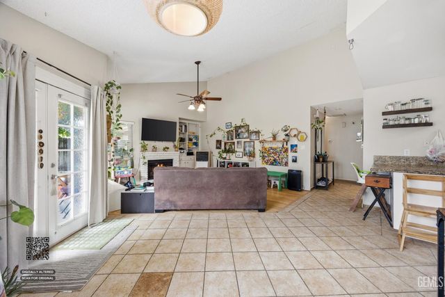 3713 Westporte Court, Bakersfield, CA 93309