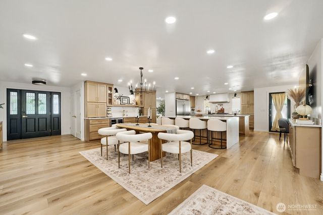 527 SW 331ST Street, Federal Way, WA 98023