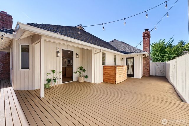 527 SW 331ST Street, Federal Way, WA 98023