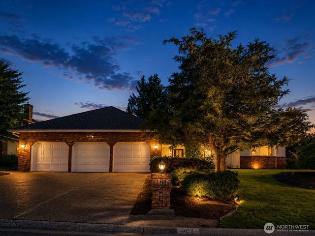 527 SW 331ST Street, Federal Way, WA 98023