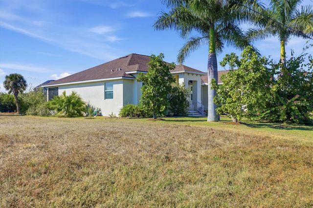 42 PINE VALLEY PLACE, Rotonda West, FL 33947