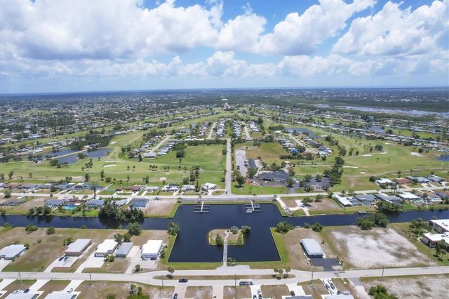 42 PINE VALLEY PLACE, Rotonda West, FL 33947