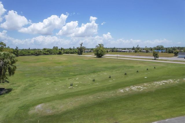 42 PINE VALLEY PLACE, Rotonda West, FL 33947