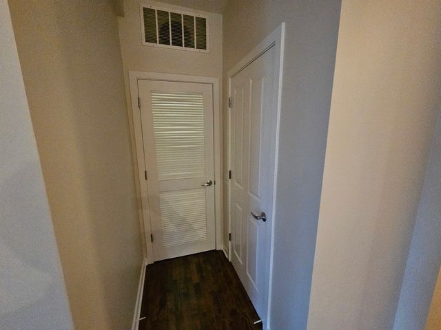 1244 S Blue Island Avenue 301, Chicago, IL 60608
