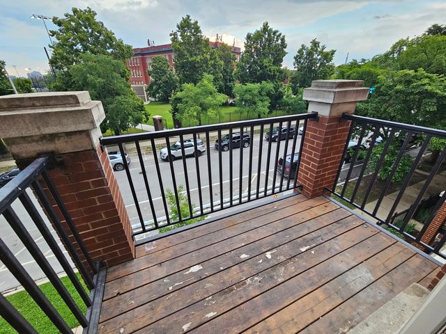 1244 S Blue Island Avenue 301, Chicago, IL 60608