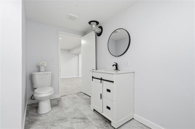 9509 E 79th Street, Raytown, MO 64138