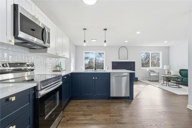 9509 E 79th Street, Raytown, MO 64138