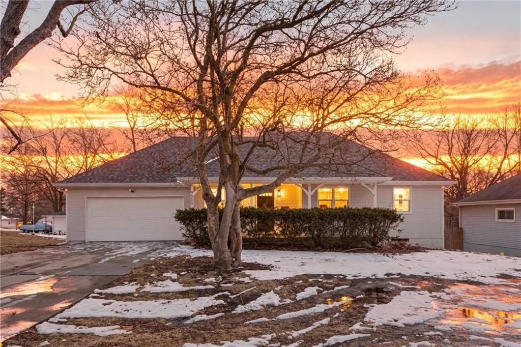 9509 E 79th Street, Raytown, MO 64138