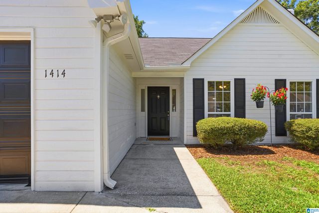 1414 TIMBER CIRCLE, Helena, AL 35080