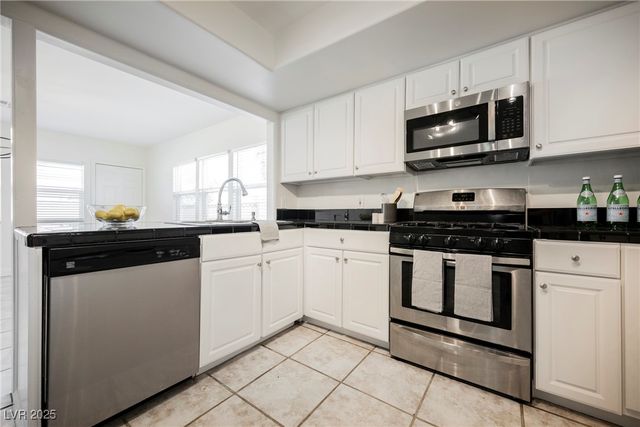 4194 Gibraltar Street, Las Vegas, NV 89121