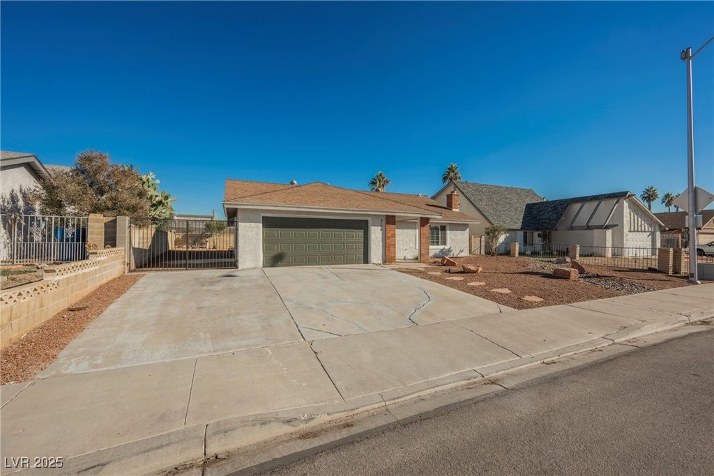 4194 Gibraltar Street, Las Vegas, NV 89121