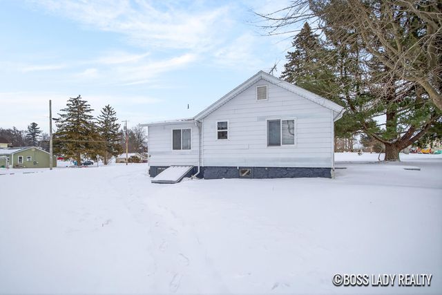 204 S Grove Street, Stanton, MI 48888