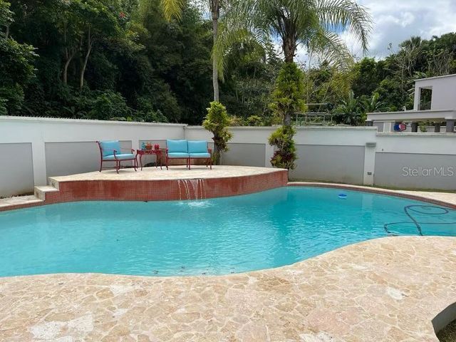 1021 GUAJATACA, Caguas, PR 00725