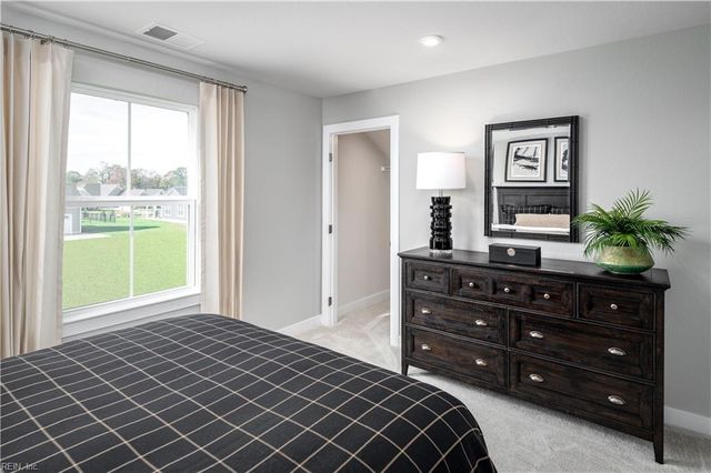 354 Tributary LN, Carrollton, VA 23314