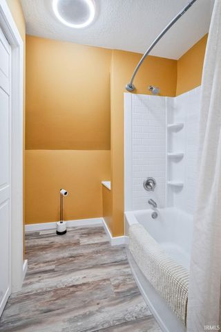 5023 PAVALION Drive, Kokomo, IN 46901