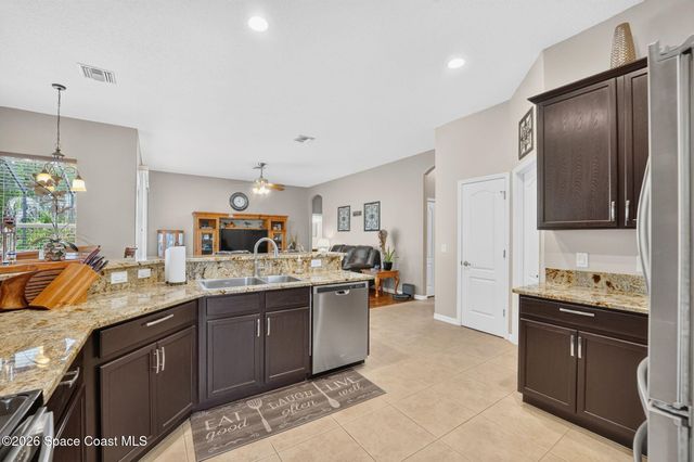 2071 Thornwood Drive SE, Palm Bay, FL 32909
