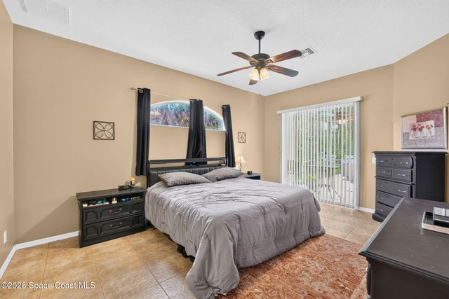 2071 Thornwood Drive SE, Palm Bay, FL 32909
