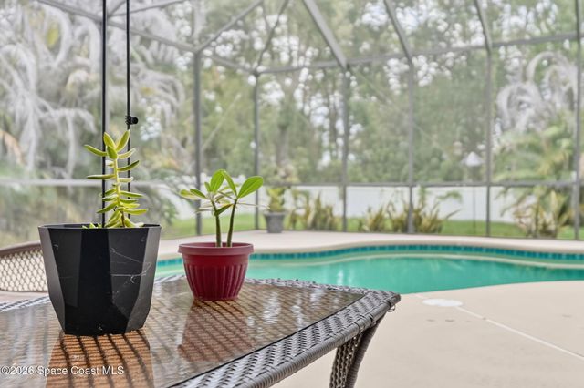 2071 Thornwood Drive SE, Palm Bay, FL 32909