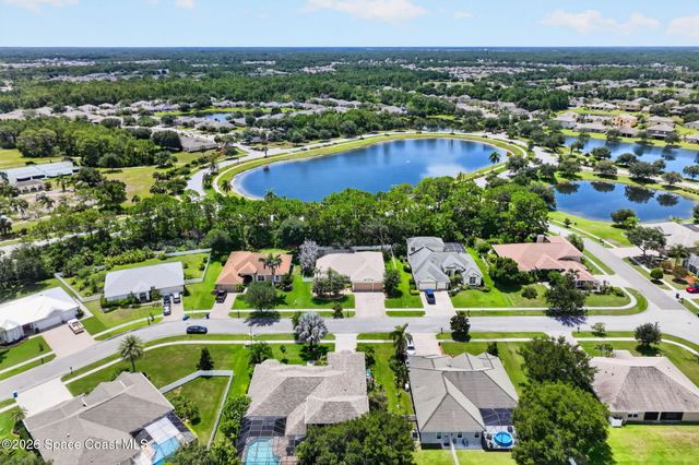 2071 Thornwood Drive SE, Palm Bay, FL 32909