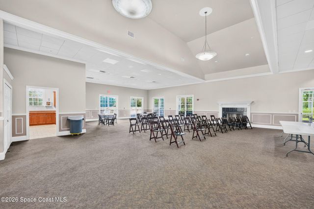 2071 Thornwood Drive SE, Palm Bay, FL 32909
