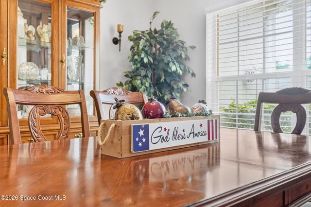 2071 Thornwood Drive SE, Palm Bay, FL 32909