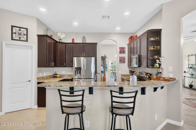 2071 Thornwood Drive SE, Palm Bay, FL 32909