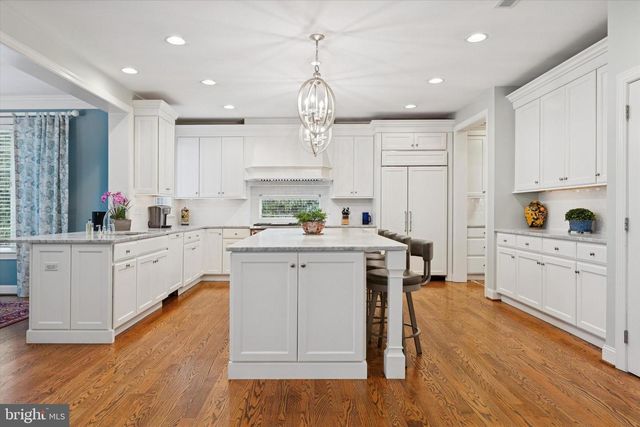 1436 COUNTY LINE RD, Bryn Mawr, PA 19010